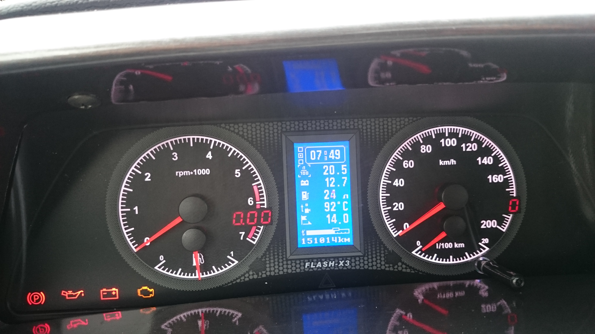 Приборная панель Flash 3. — Lada 2115, 1,6 л, 2008 года | тюнинг | DRIVE2