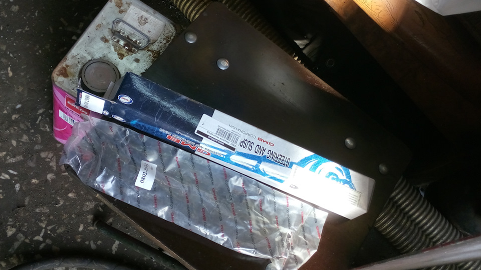 Заменил пыльник рейки и прокладку АКПП — Nissan Almera I (N15), 1,6 л ...