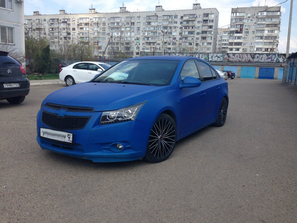 Chevrolet Cruze 2012 седан синий