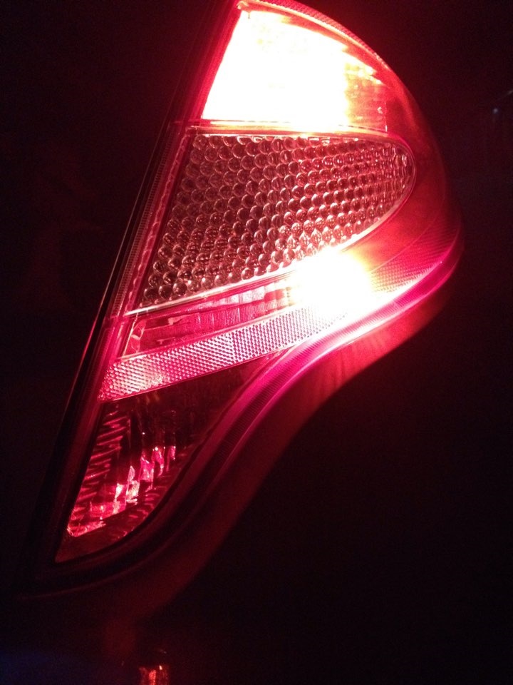 Замена габарита в фонаре — ТагАЗ c10, 1,3 л, 2012 года | расходники ...