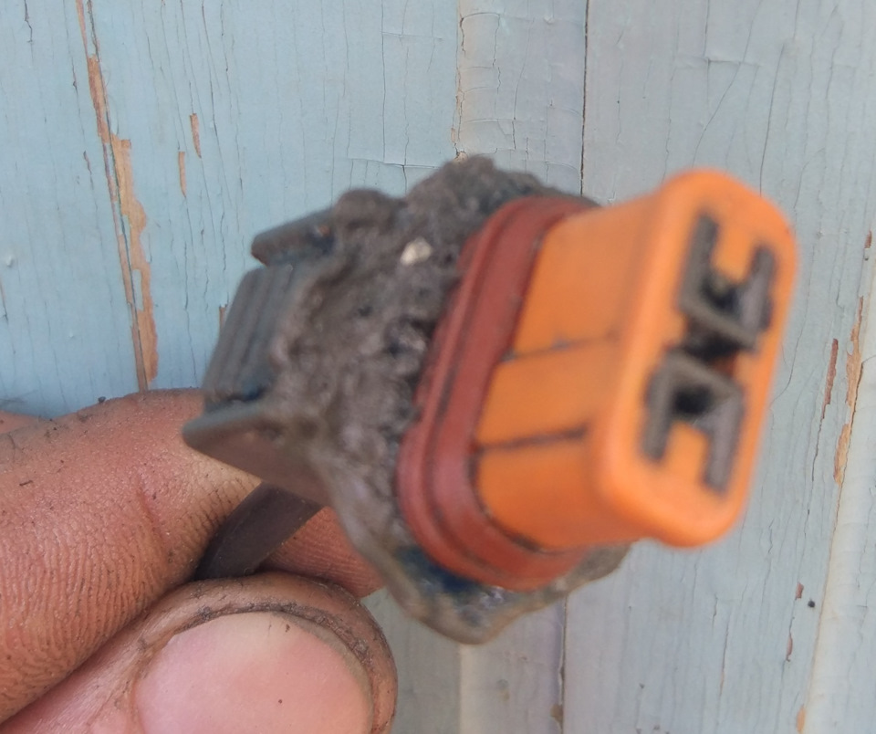 Проверка датчиков АБС, регулировка тормозных колодок. Пыльник ШРУС ...