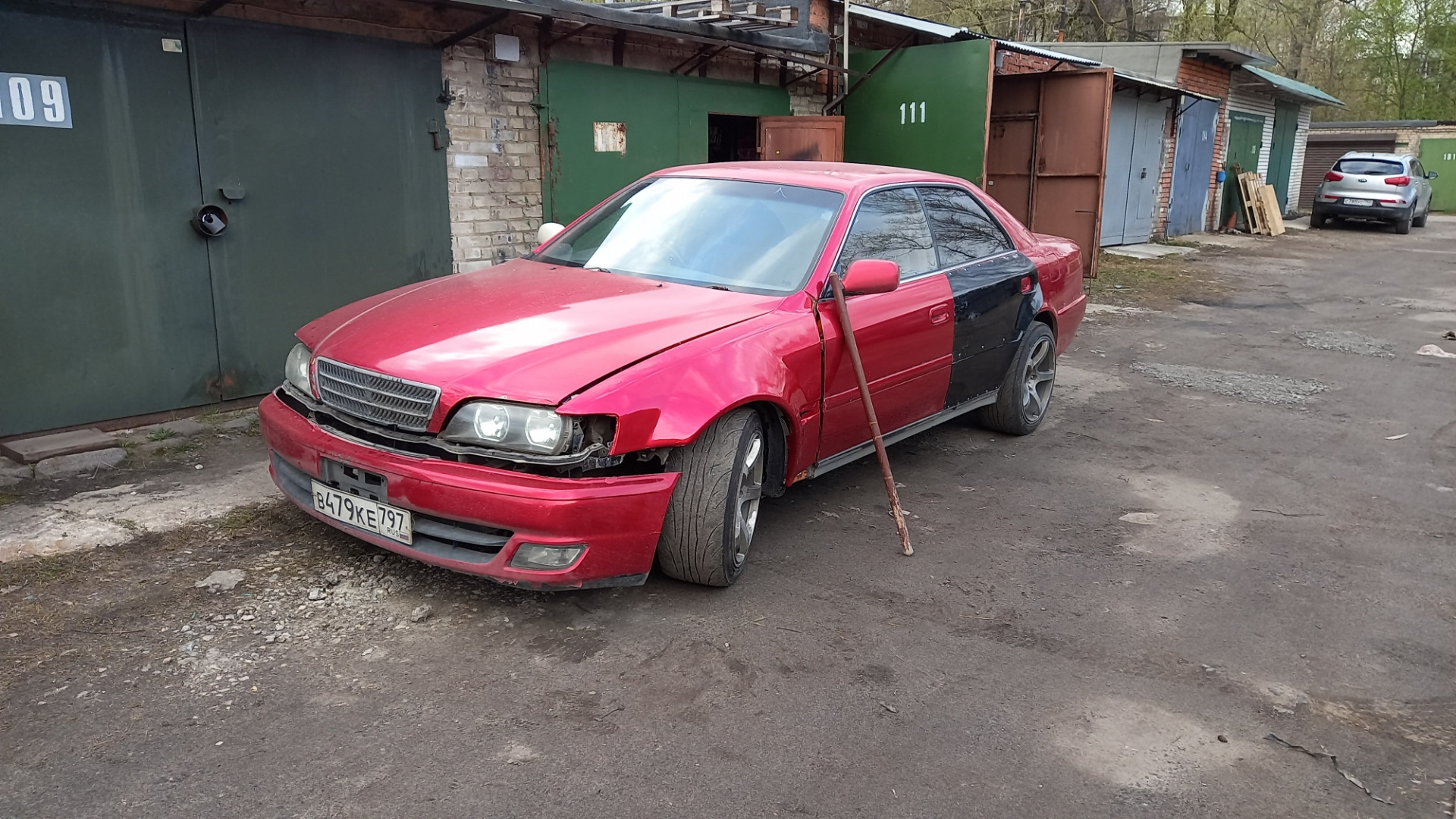 Клеили мы значит… — Toyota Chaser (100), 2,5 л, 2000 года | тюнинг | DRIVE2