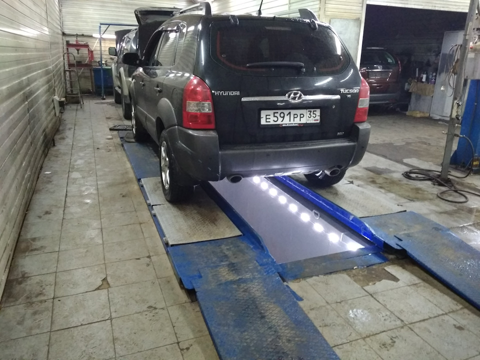 Замена масла — Hyundai Tucson (JM), 2,7 л, 2006 года | визит на сервис ...