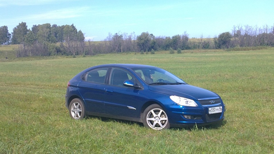 Синий 11. Chery m11 синяя. Чери м11 хэтчбек синий. Chery m11 хэтчбек синий. Черри м 11 синяя.