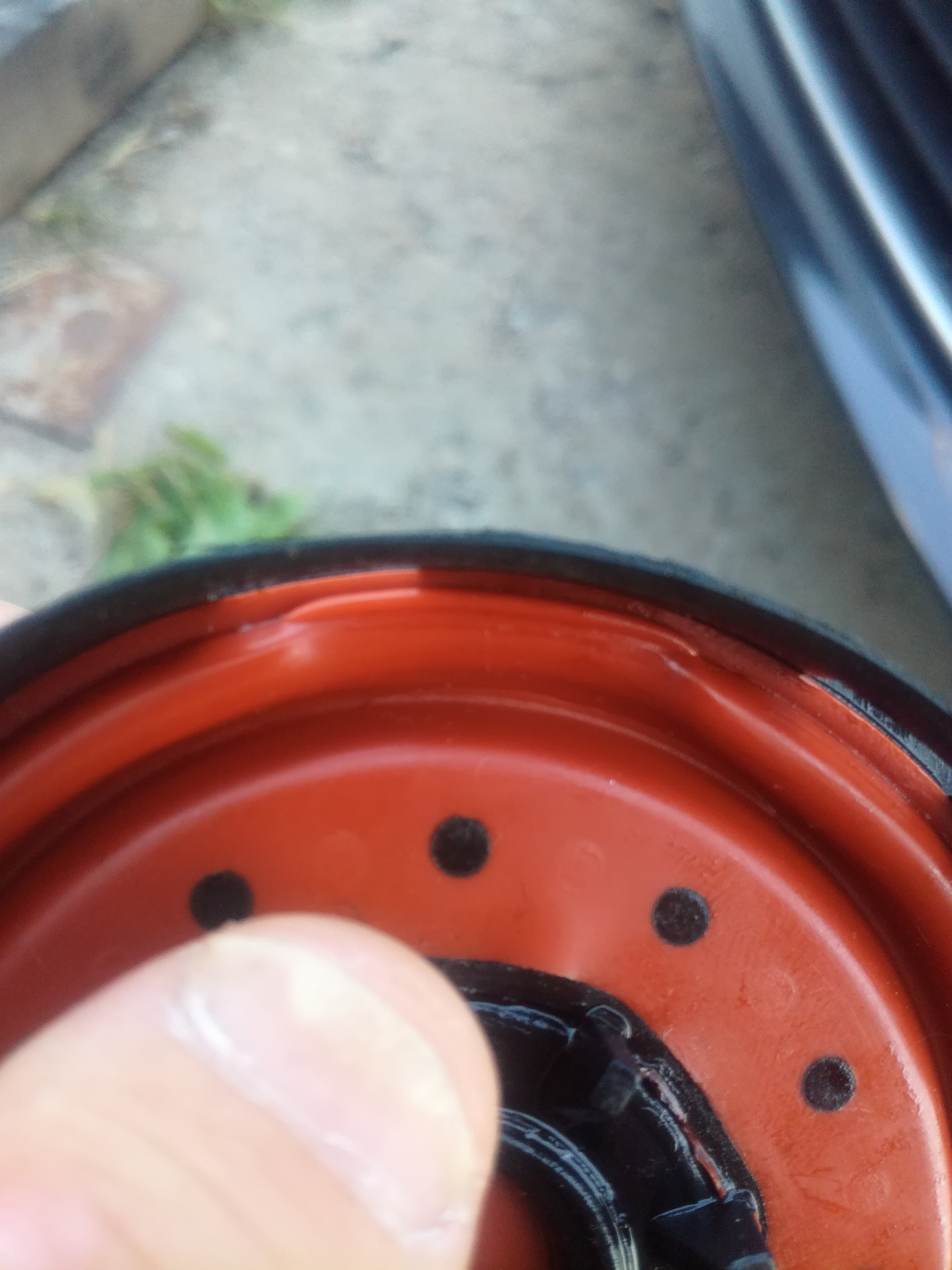 Вибрация на холостых. Косячный новый клапан ВКГ. И сваливание двигателя ...