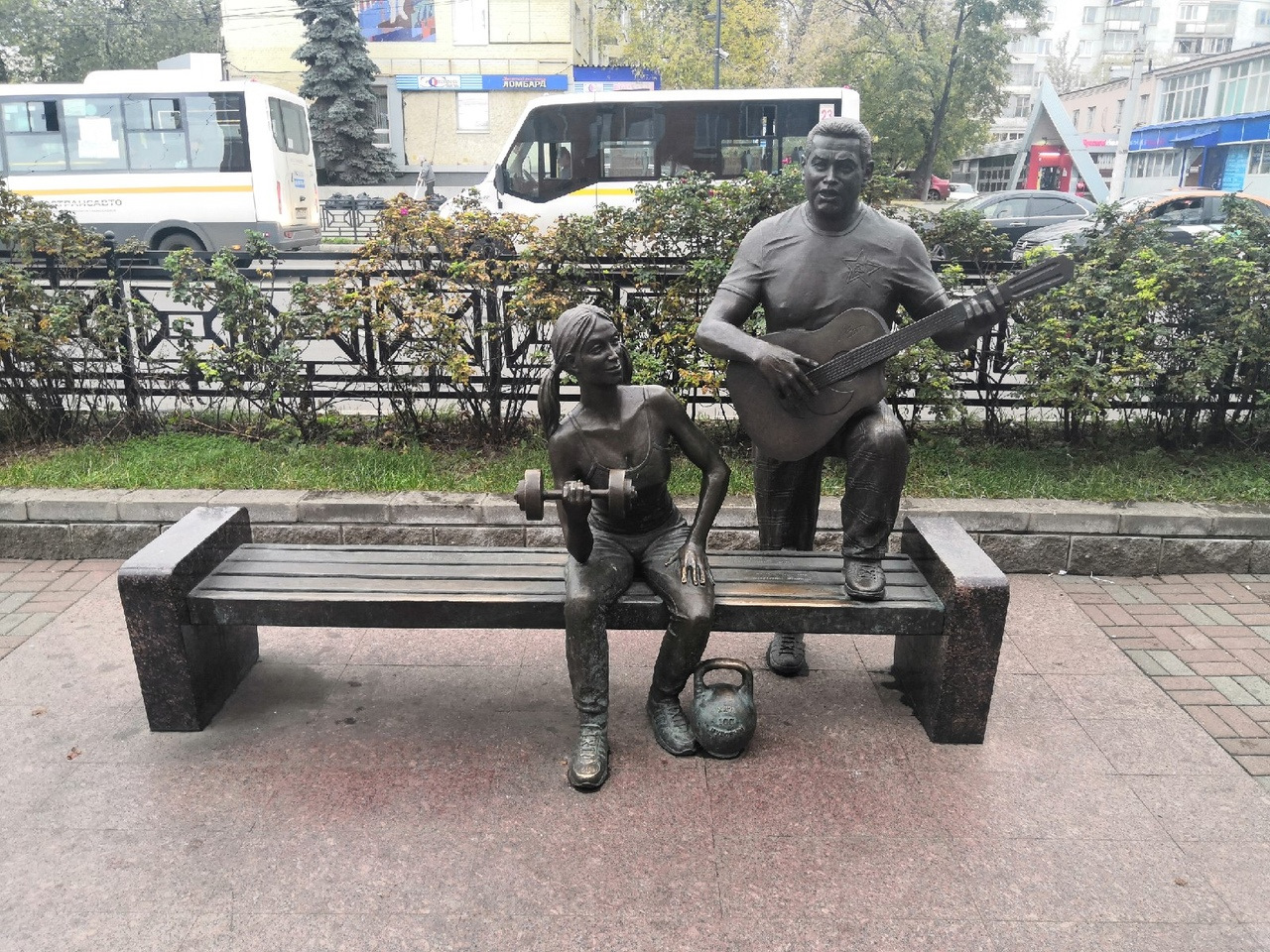 Памятник расторгуеву в люберцах фото