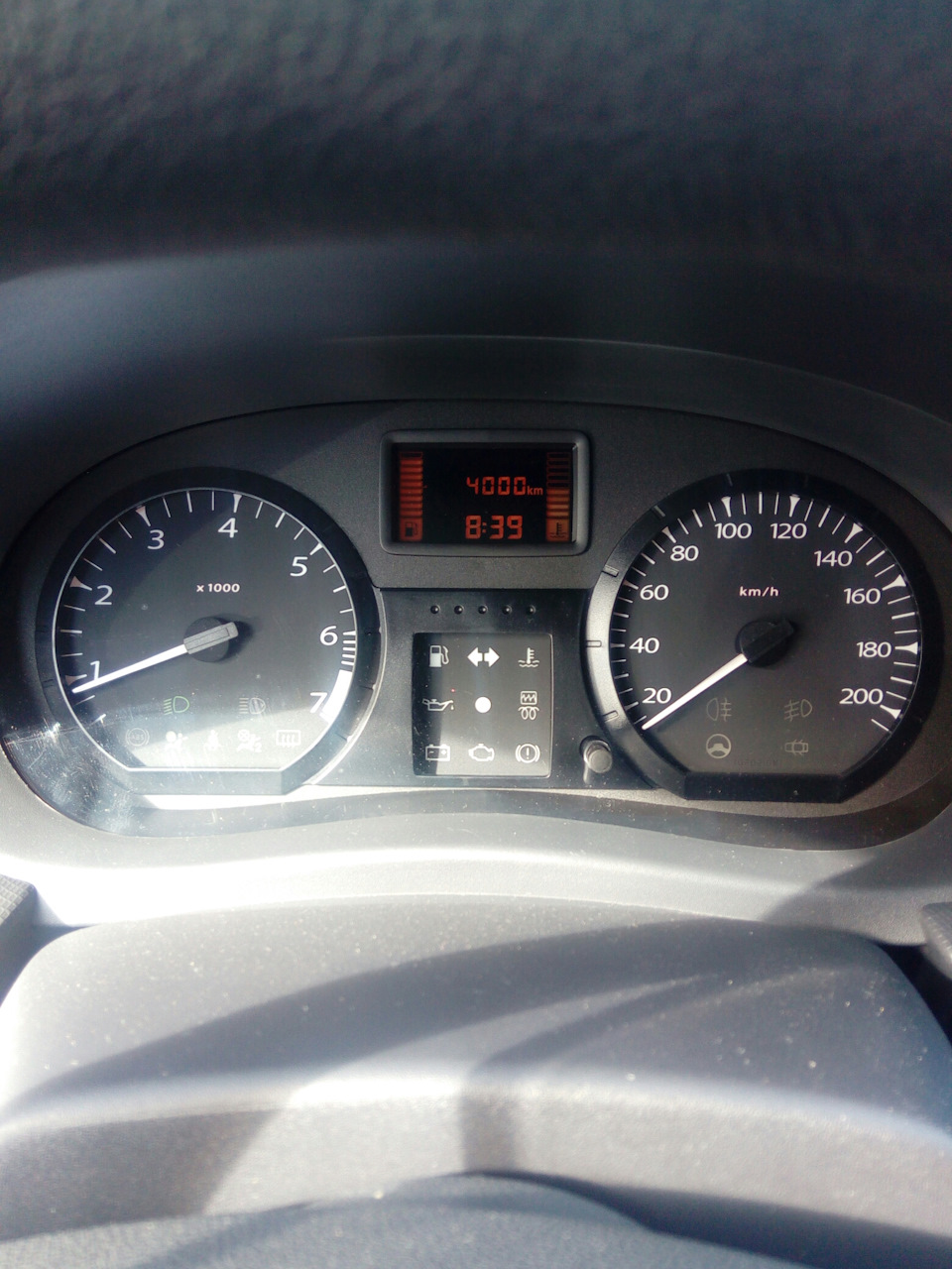 одометр ларгус с пробегом 100000. спидометр ларгус пробег 14972. одометр ларгус. лада ларгус одометр. капиталка ларгус пробег.