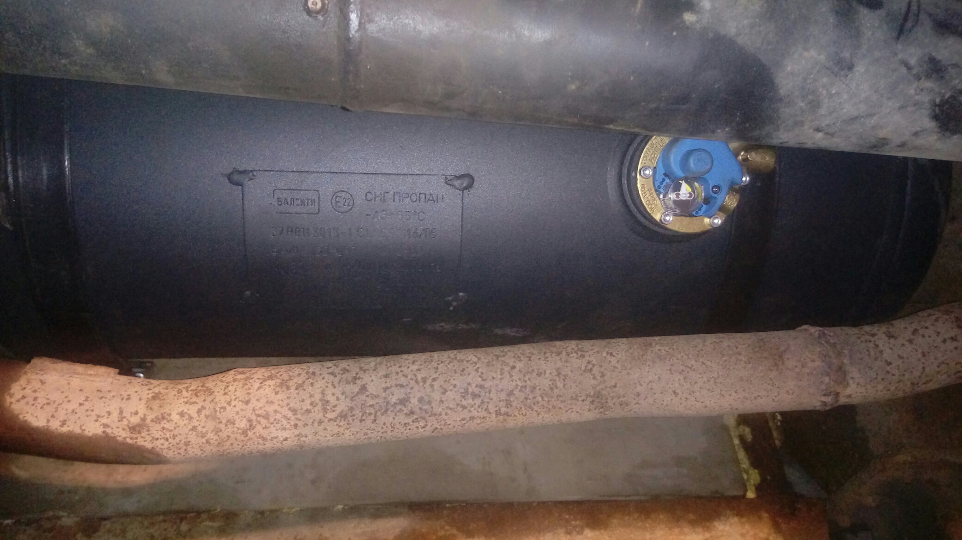 +2 баллона для пропана часть 1 и электроручник — ПАЗ АВТОДОМ, 5 л, 1995 ...