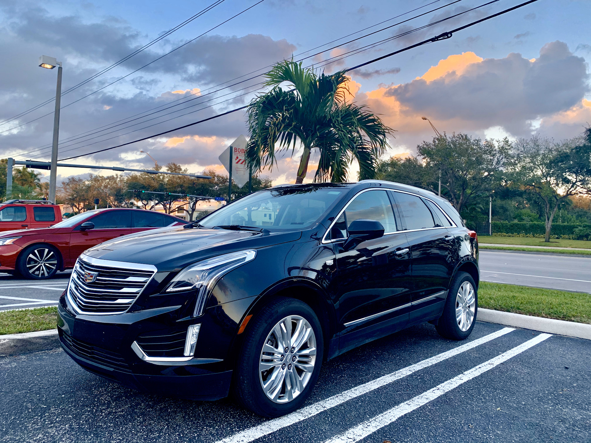 New ht. Cadillac xt5. Cadillac xt5 2021. Xt5 350t Кадиллак. Cadillac xt5 2016.