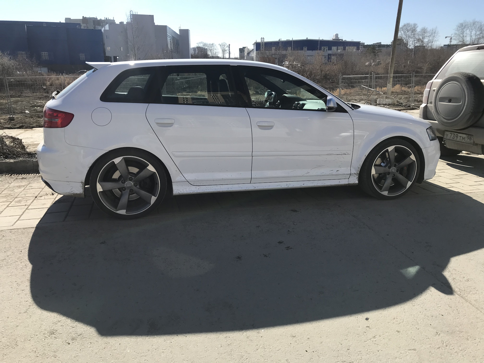 8 p r. Audi Rotor rs3 диски. Audi RS 3 r19. Audi Rotor r19 Golf. Audi a3 8p Rotor.