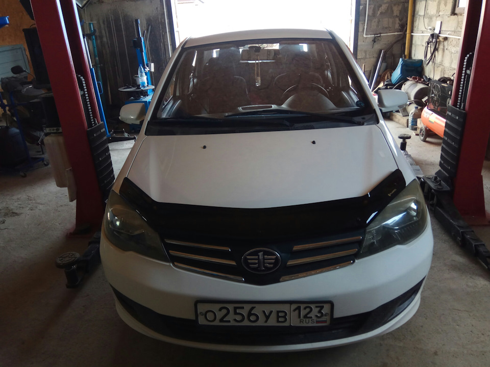 Дефлектор капота — FAW V5, 1,5 л, 2014 года | тюнинг | DRIVE2