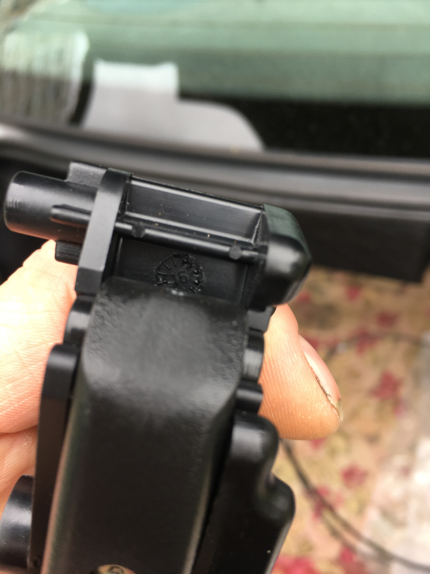 Замена замка капота — Peugeot 406, 2 л, 1999 года | своими руками | DRIVE2