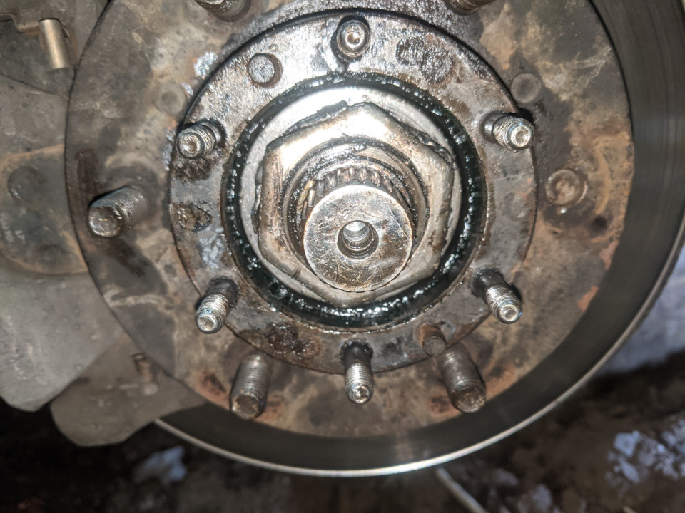 Фото в бортжурнале Toyota HiAce (H100)