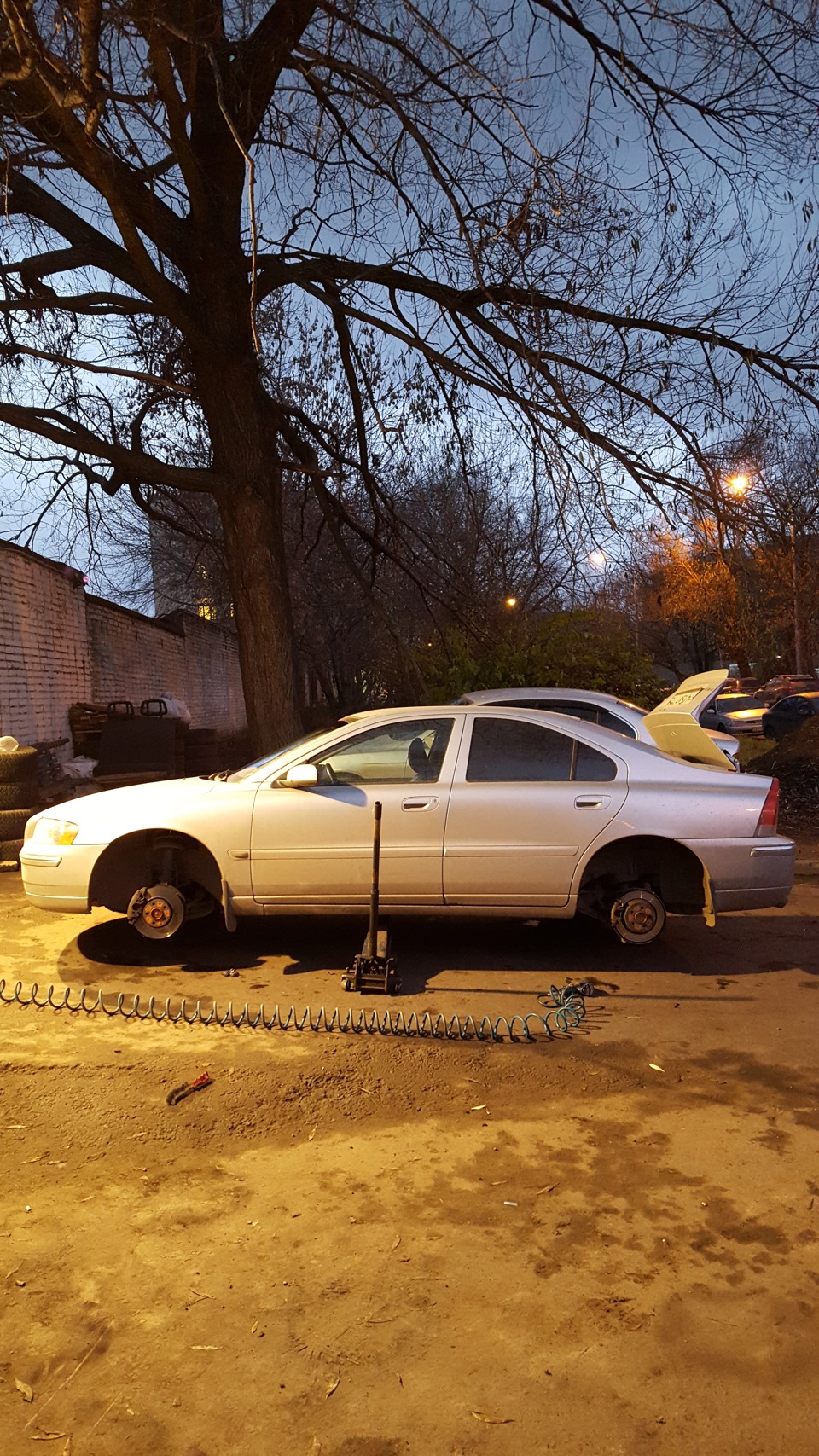 Шиномонтаж R15 — Volvo S60 (1G), 2,4 л, 2005 года | шины | DRIVE2