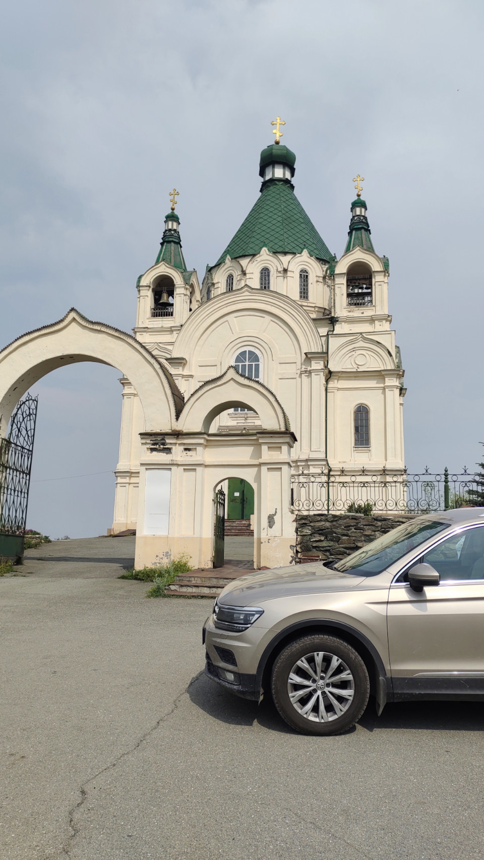 Города России. Нижний Тагил, Невьянск 2023 — Volkswagen Tiguan (2G), 1,4 л,  2017 года | путешествие | DRIVE2