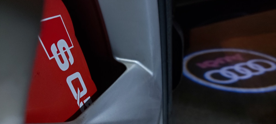 Фото в бортжурнале Audi Q5 (1G)