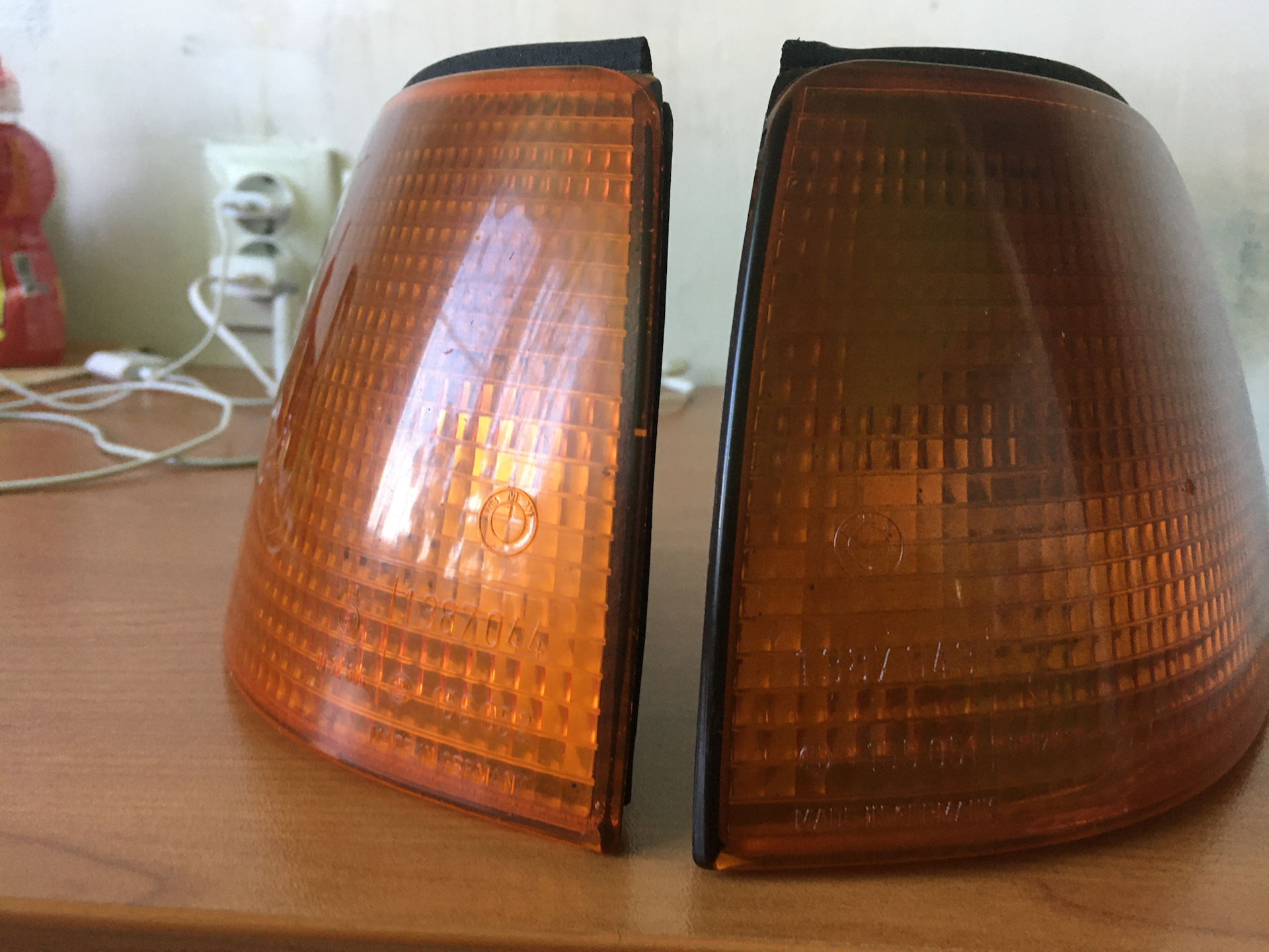 поворотники бмв. поворотник бмв е46 купе. поворотники бмв е46 рестайлинг. поворотники in pro e34. поворотники е46 притемненные депо.