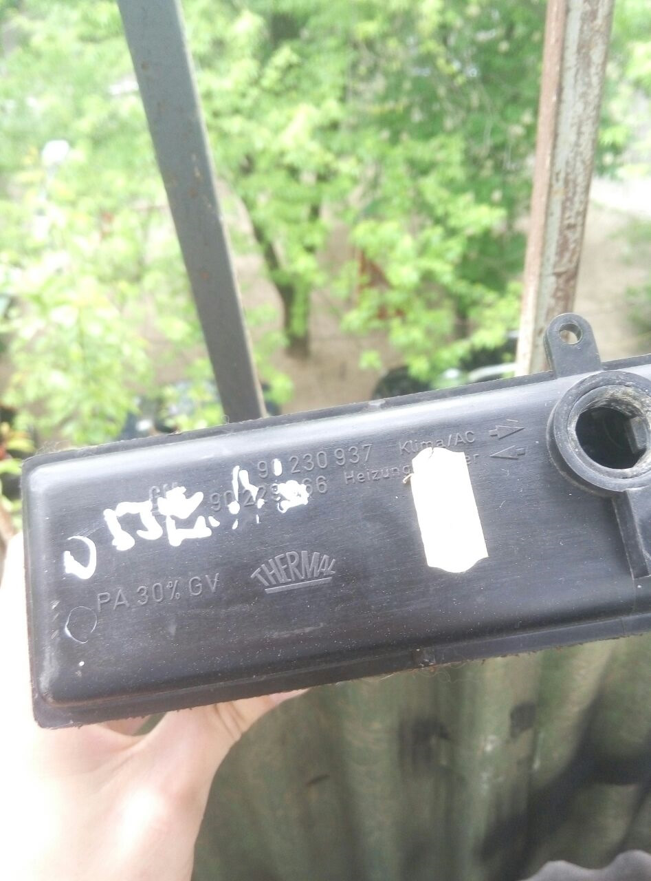 4kAAAgEl-uA-960.jpg