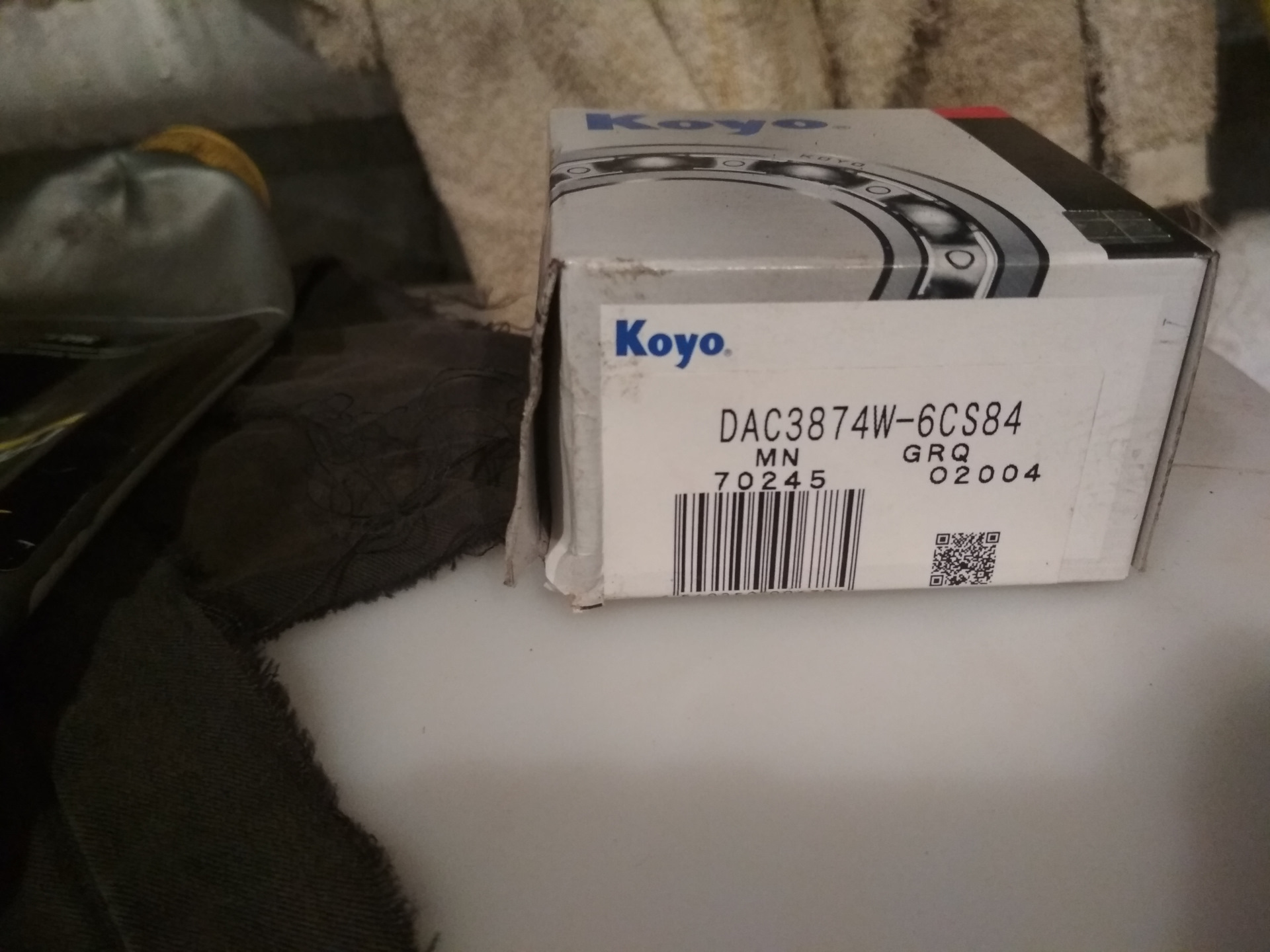 Замена переднего ступичного подшипника — Toyota RAV4 (I), 2 л, 1996 ...