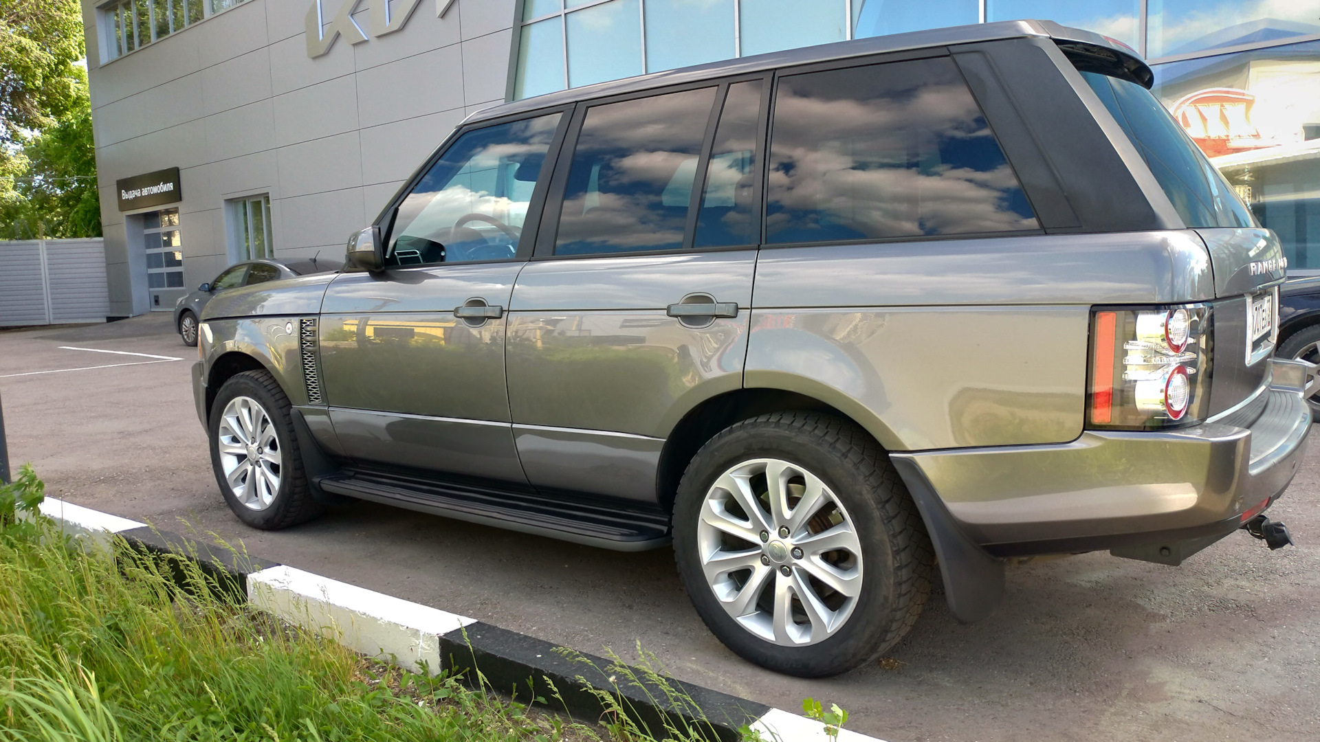 Land Rover Range Rover (3G) 3.6 дизельный 2009 | English Patriot на DRIVE2