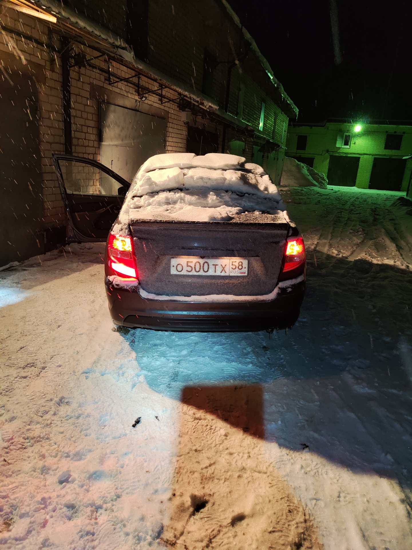 Не горит лампочка заднего хода гранта. Не горит лампочка заднего хода гранта