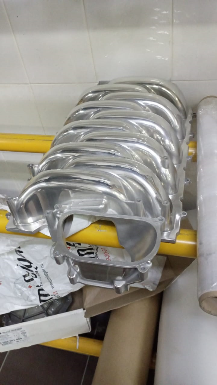 Полировка впускного коллектора — Audi S8 (D3), 5,2 л, 2007 года ...