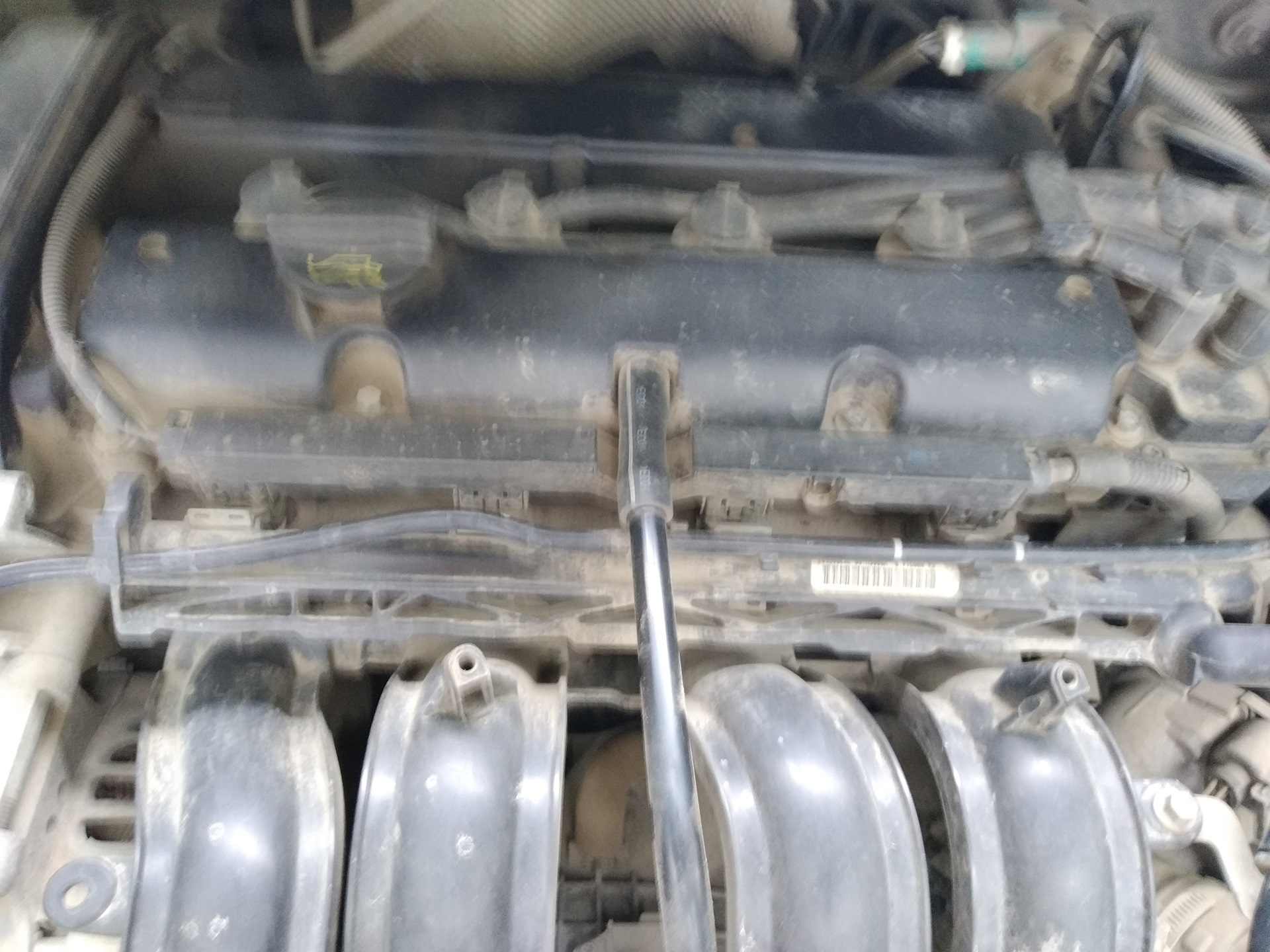 Шланг сапуна в … . — Lada 21124, 1,6 л, 2006 года | тюнинг | DRIVE2