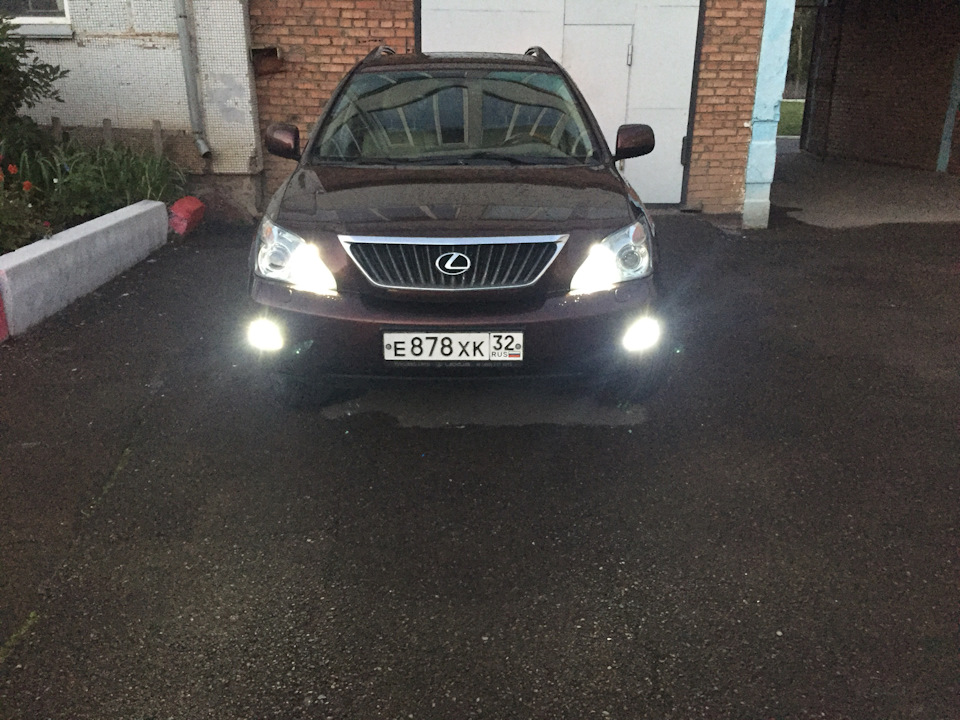 #LED ПТФ и габариты — Lexus RX (2G), 3,5 л, 2007 года | аксессуары | DRIVE2