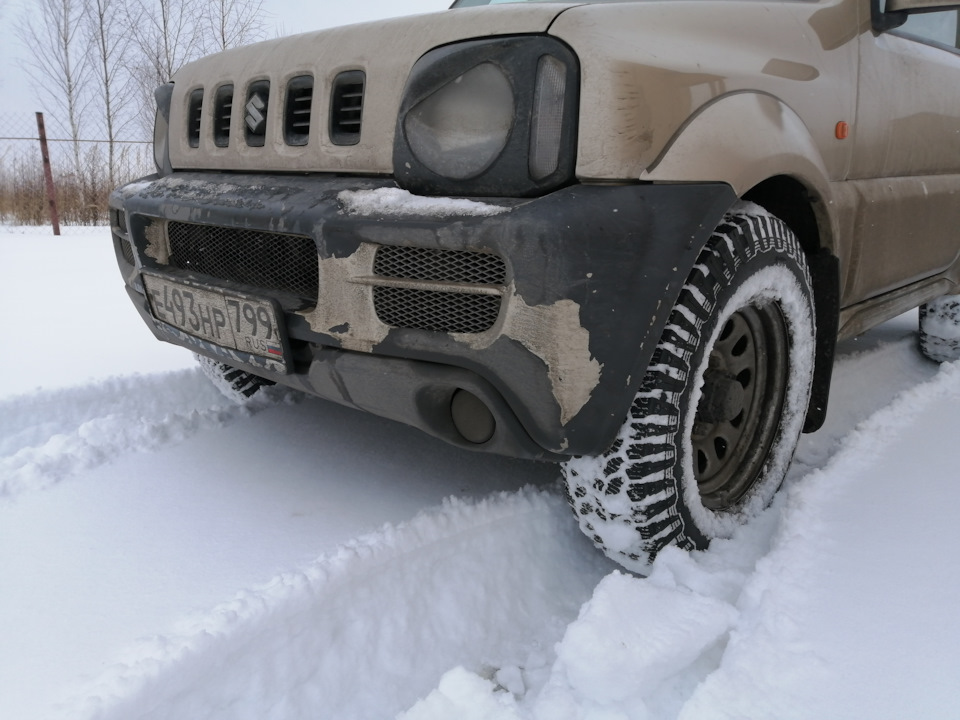 Ат резина Tire Grabber AT3 215/75R15 зимой в Мск — Suzuki Jimny (1G), 1 ...