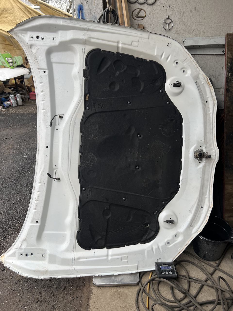 Сколько весит железный капот бмв Е60 — BMW 5 series (E60), 3 л, 2004 ...