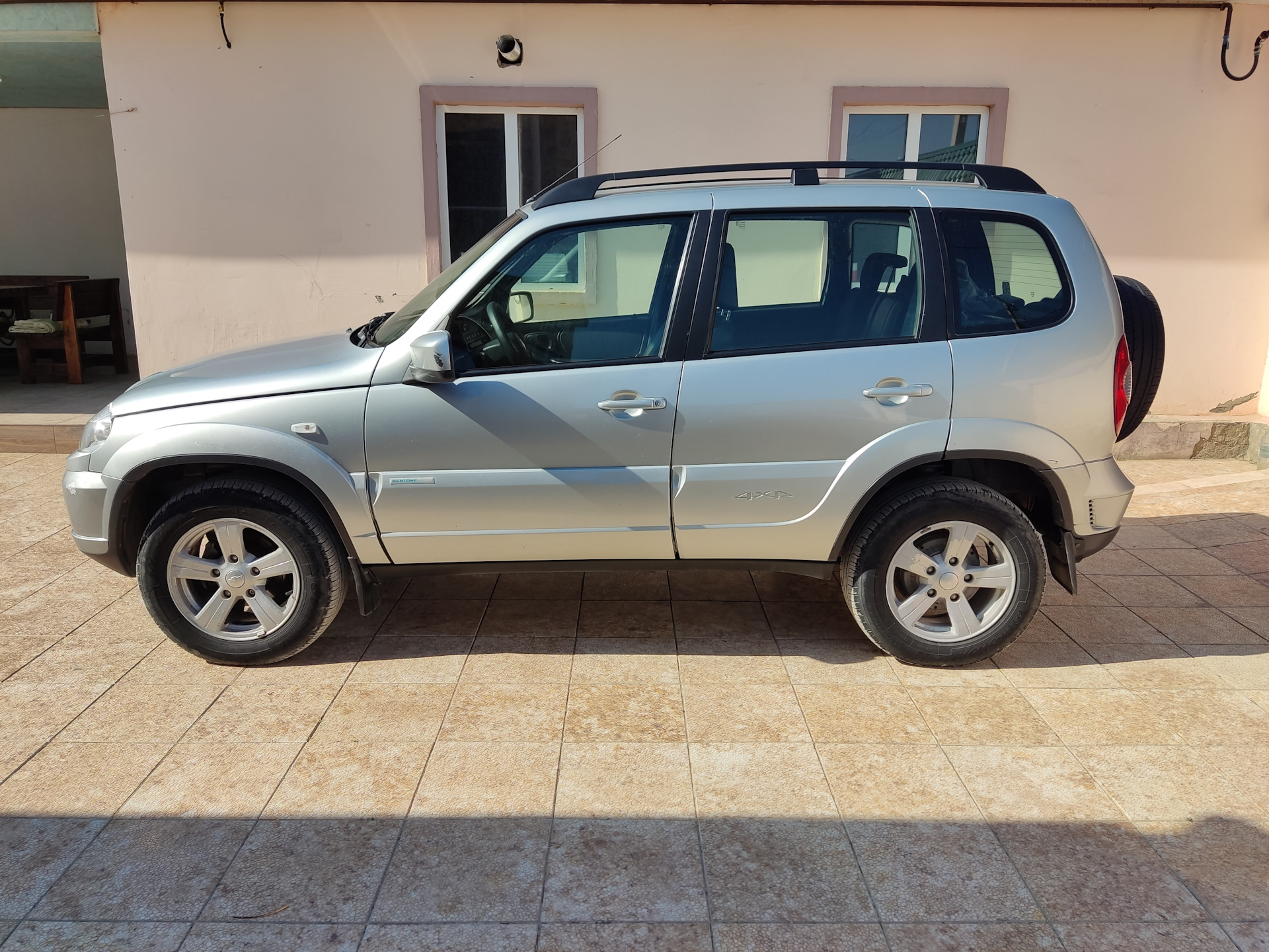 Chevrolet Niva 2 2015