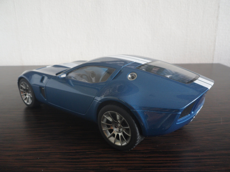 オートアート 1/18 フォード シェルビー GR-1 コンセプト アルミニウム