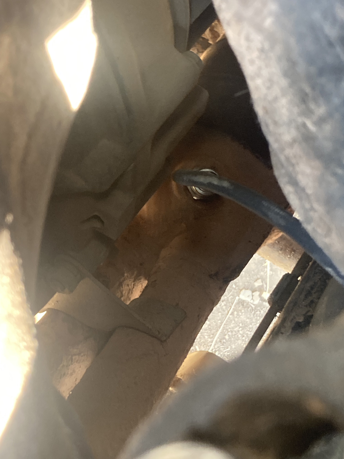 Троение двигателя на хх расход 22 на 100 — УАЗ 315195 Hunter, 2,7 л ...