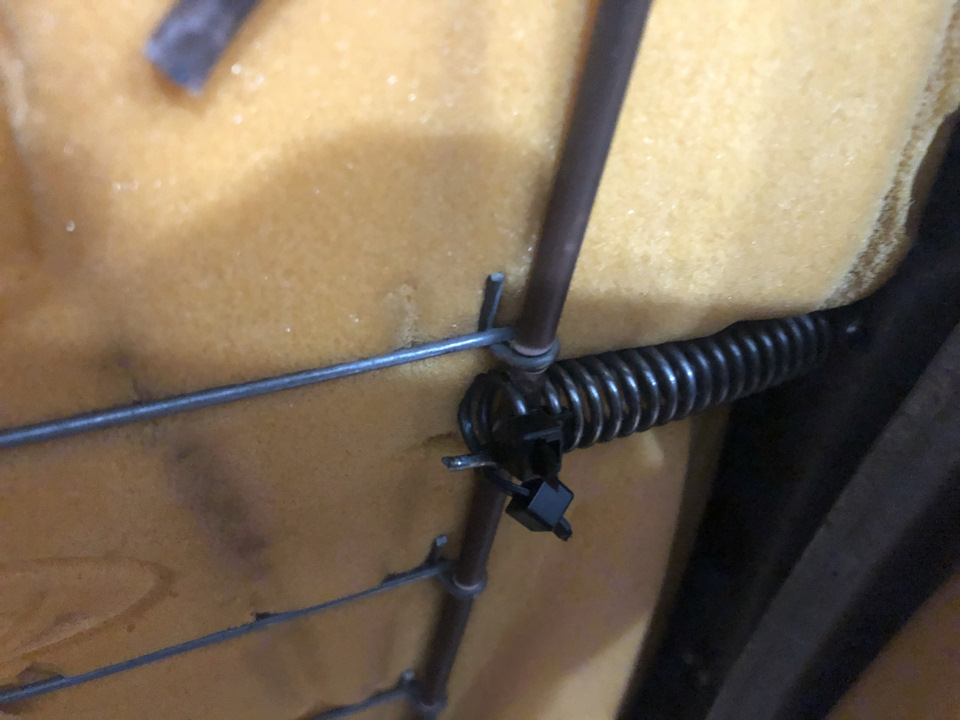 Капитальная уборка и стирка салона — Ford Focus II Sedan, 1,6 л, 2005 ...