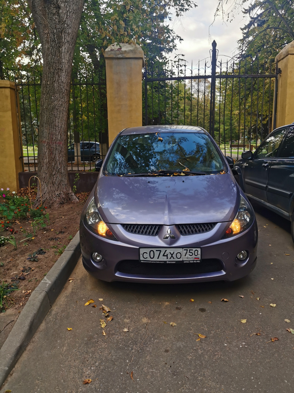 Дальний в пол накала — Mitsubishi Grandis, 2,4 л, 2007 года | своими ...