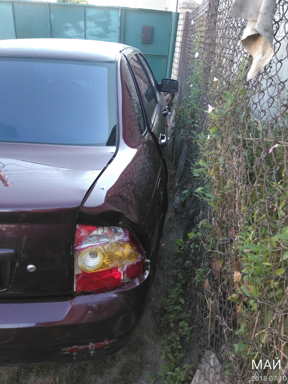 Просто и без слов оставлю фотки всё поймёте🤔😗🇺🇦🙁😞😓😱 — Lada Приора  седан, 1,6 л, 2008 года | ДТП | DRIVE2