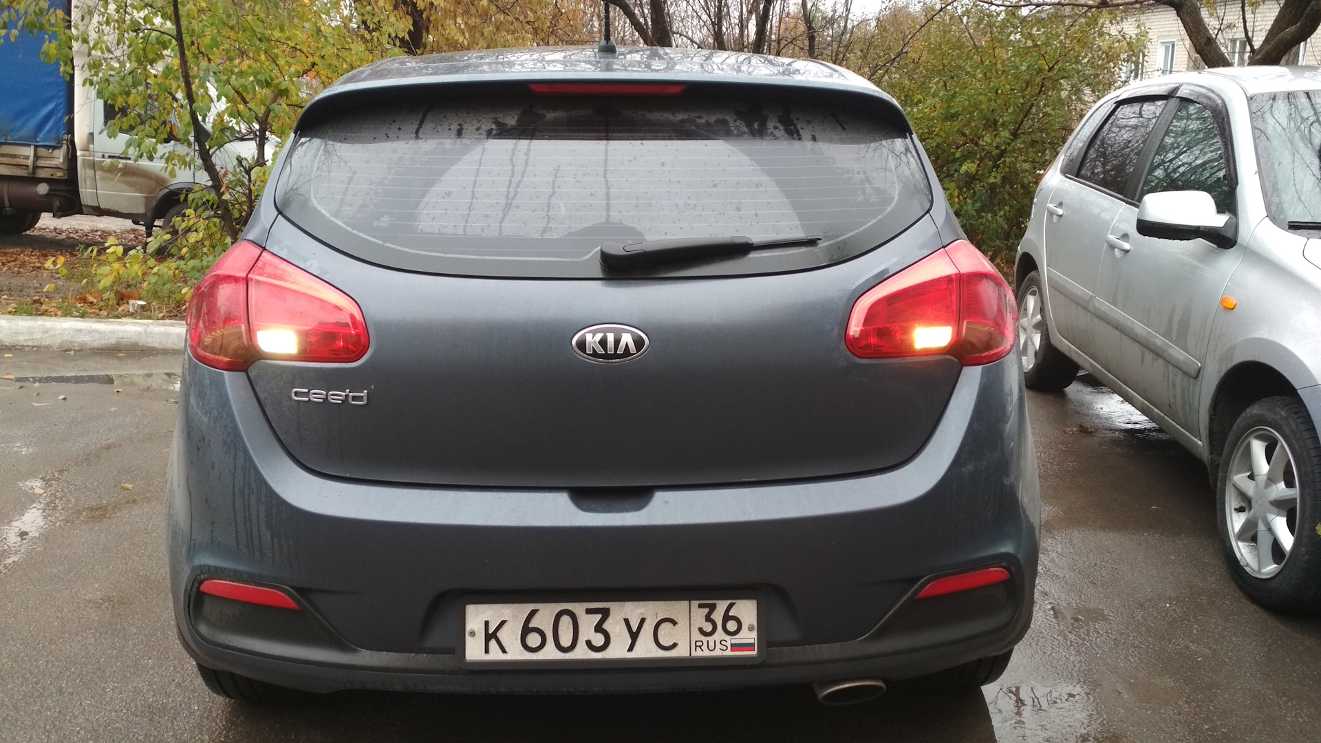 Лампа заднего хода ix35. Задний ход ix35. Hyundai tucson 2016 лампа заднего хода. Задний ход ix35. Задний ход ix35.