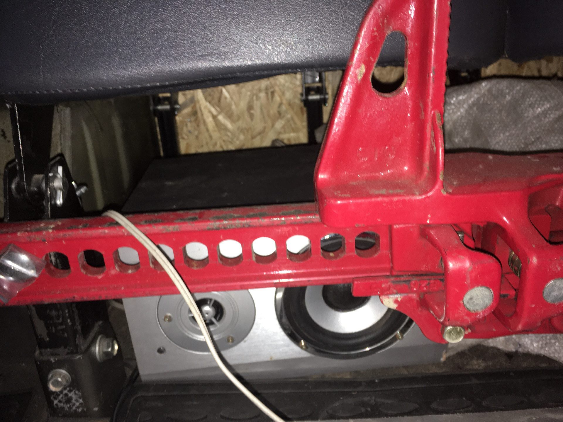 Достойная музыка в Уаз из говна и палок. — УАЗ 315195 Hunter, 2,7 л ...