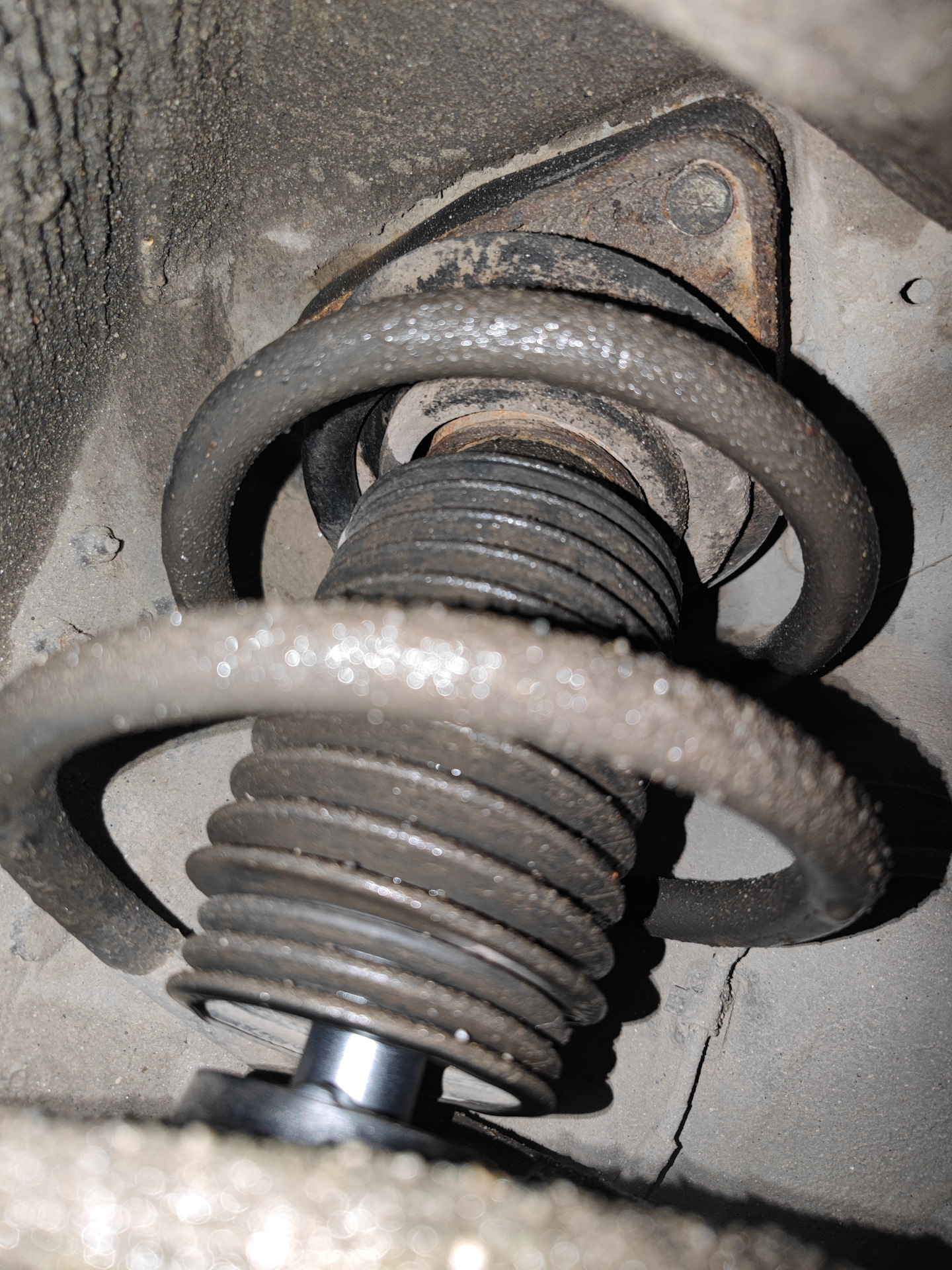 Клиренс! Становимся ближе к небу 3 способами — KIA Ceed SW (2G), 1,6 л ...