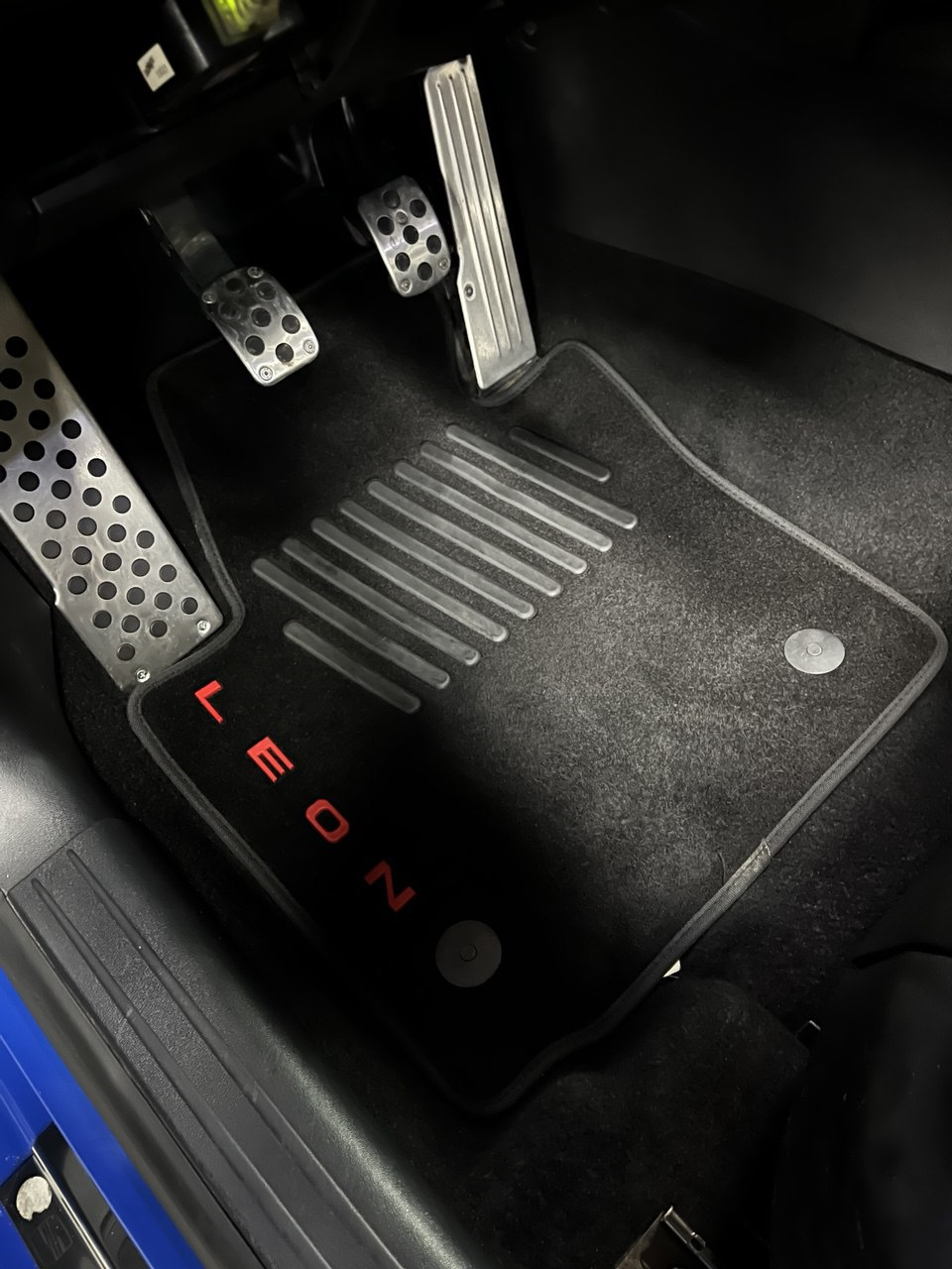 Фото в бортжурнале SEAT Leon FR (Mk2)