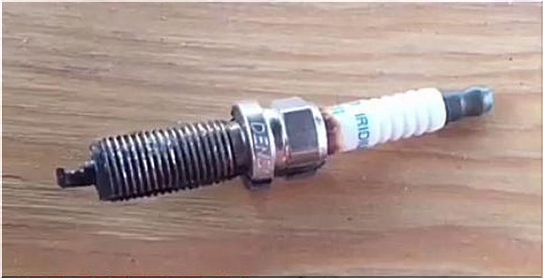 Что означает коричневый поясок на свече зажигания? — DRIVE2