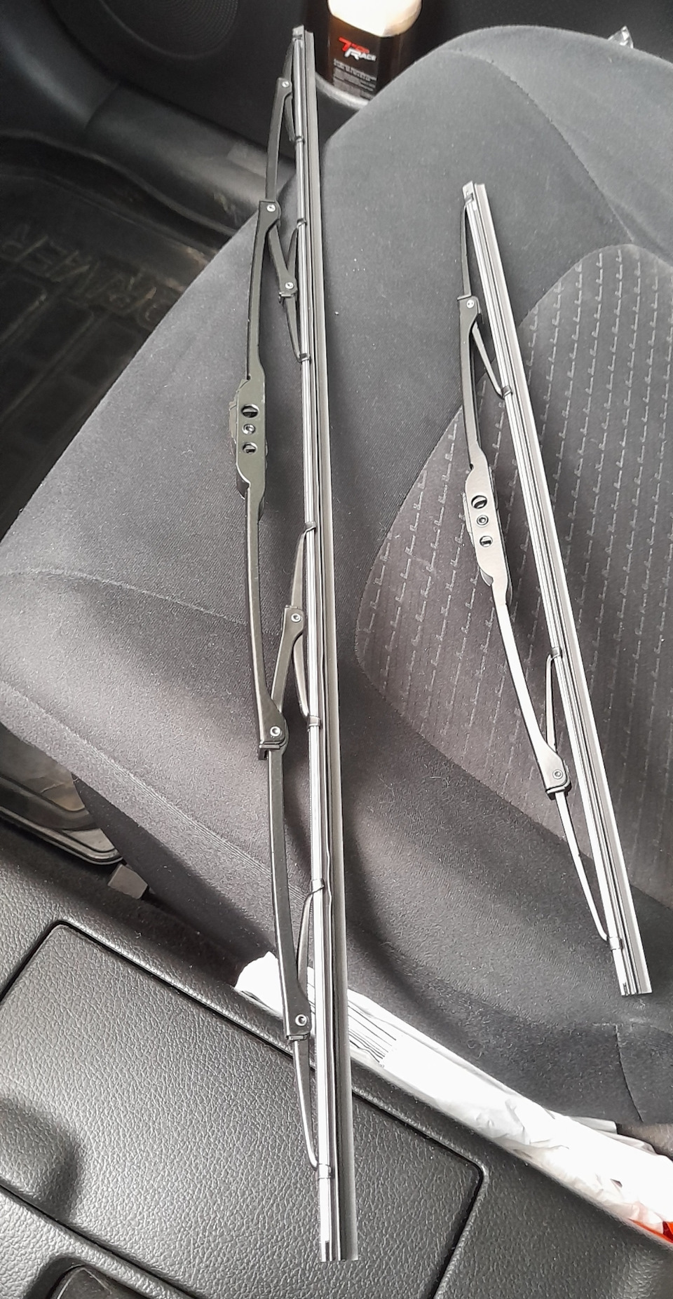 Каркасные щётки на лоб. стекло. Замена щёток ALCA на AVS. — Nissan X ...