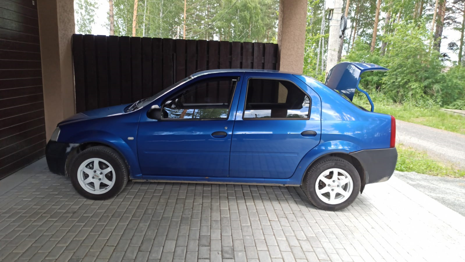 Renault Logan (1G) 1.4 бензиновый 2007 | на DRIVE2