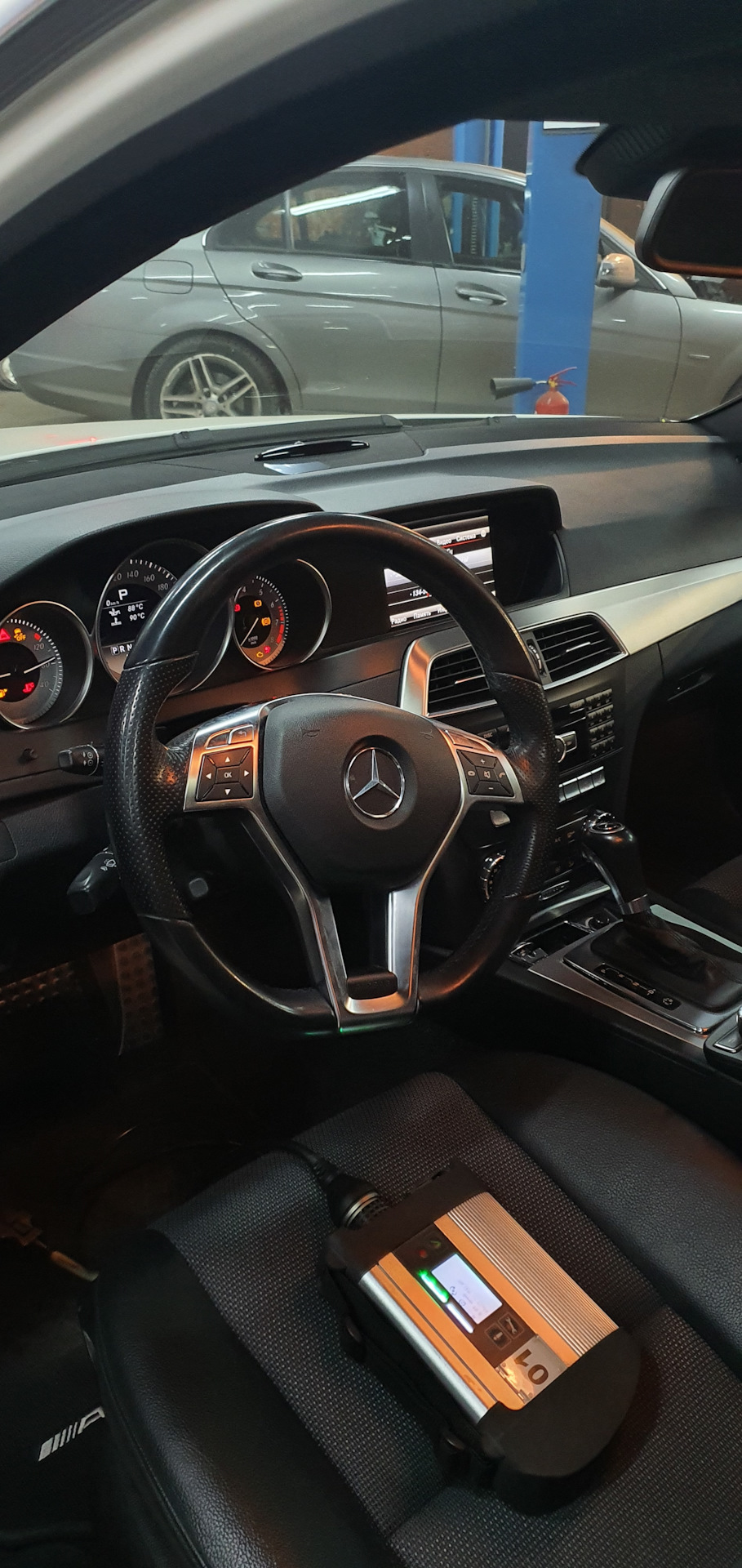 Part 63. Звуковая индикация парктроников — Mercedes-Benz C-class (W204 ...