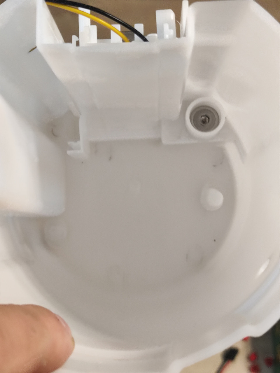 Предотвращает опустошение стакана — Subaru Impreza (GE/GH)