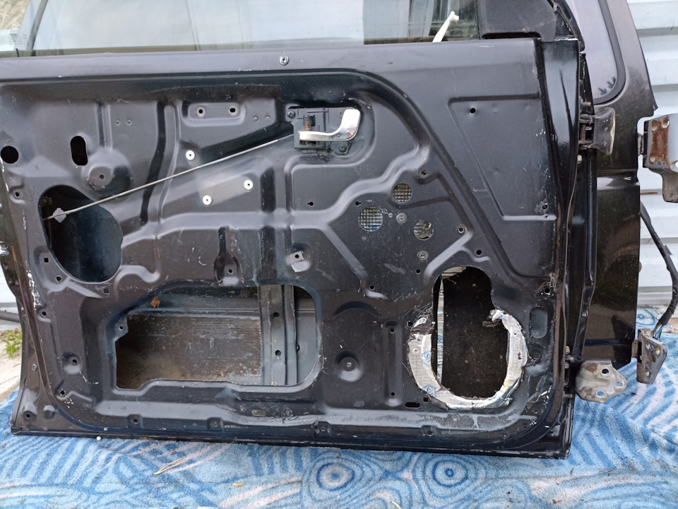 Продам двери Митсубиси Паджеро 2 на Mitsubishi Pajero (2G). Б/у | 2 000 ...