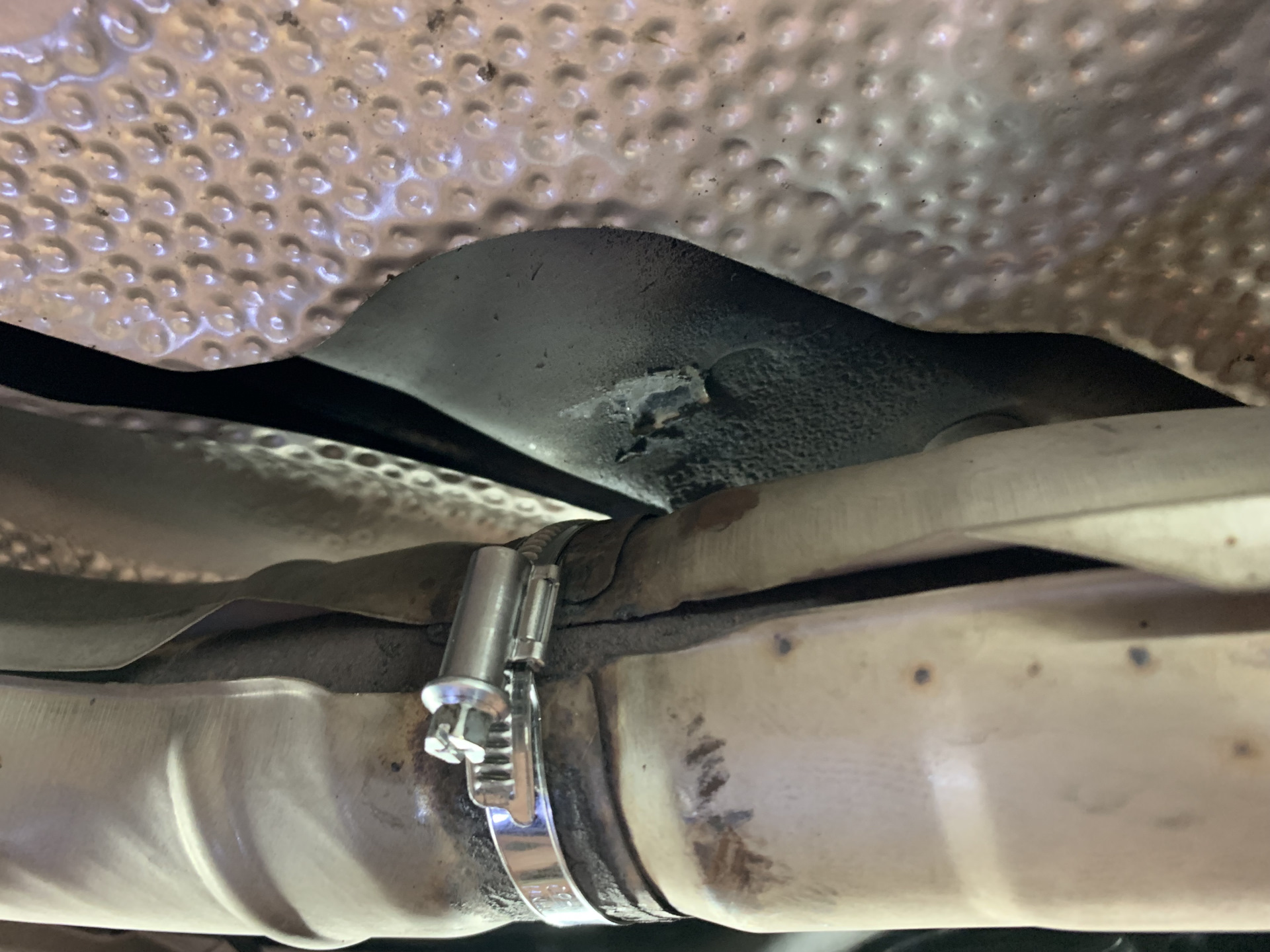 непонятная вибрация. мазда 3 мт глушитель вибрация причина устранения. непонятная вибрация. туарег 2. непонятная вибрация.