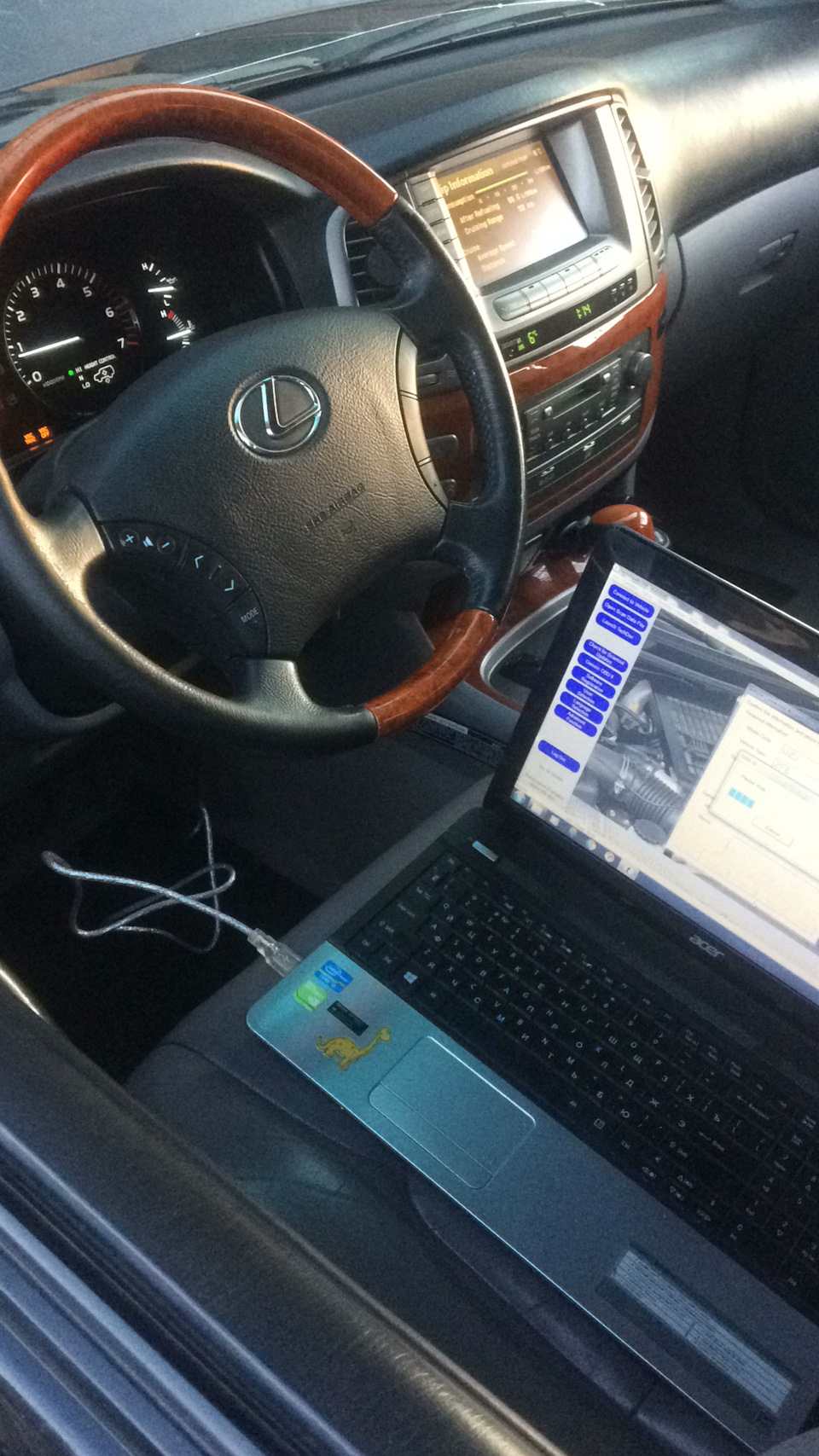 Фото в бортжурнале Lexus LX (UZJ100)