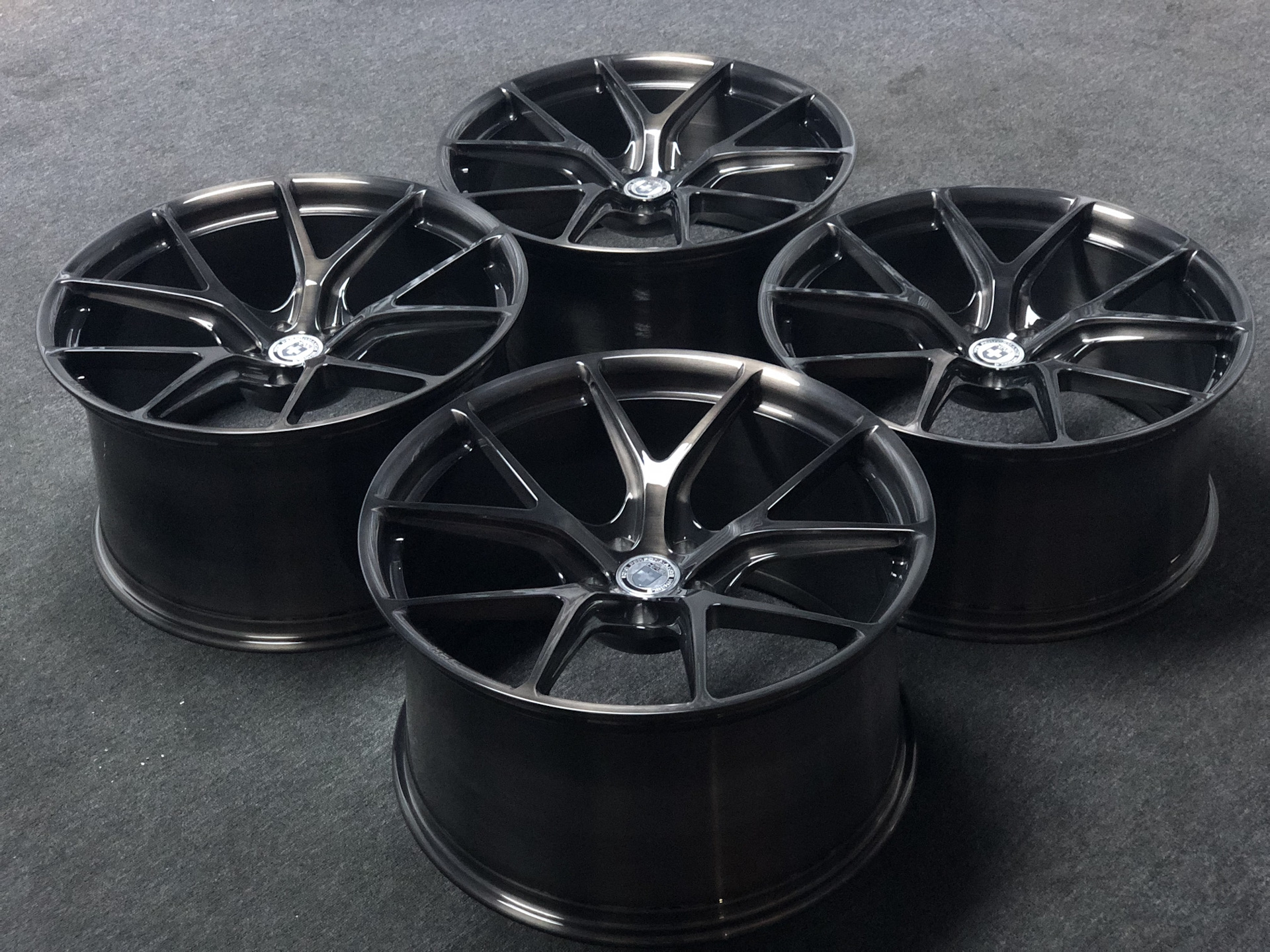 Диски r22. Диски Лексус r22. Диски r22 Gianni. Кованые диски r22. R22 5x130 Lemans d5.