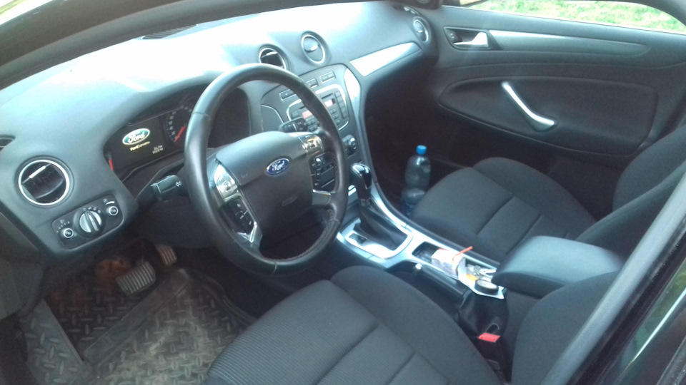 панель форд мондео 2014.